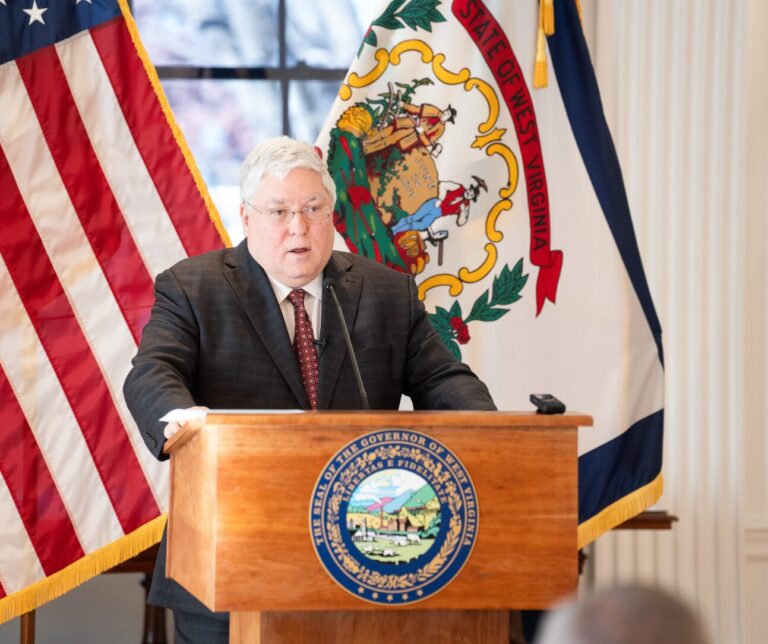 How many illegal aliens are in West Virginia? Gov. Morrisey pledges to work with ICE, protect citizens from “ravages of illegal immigration and drugs” 