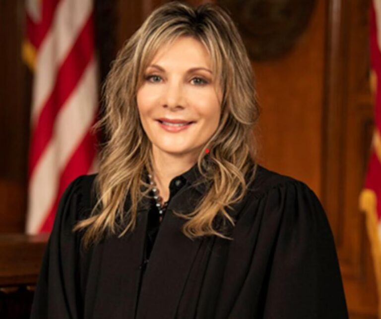 Ohio Judge Resigns After Being Charged with Tampering with Records, Allegedly Funneling Nearly $500,000 to Divorce Lawyer Friend